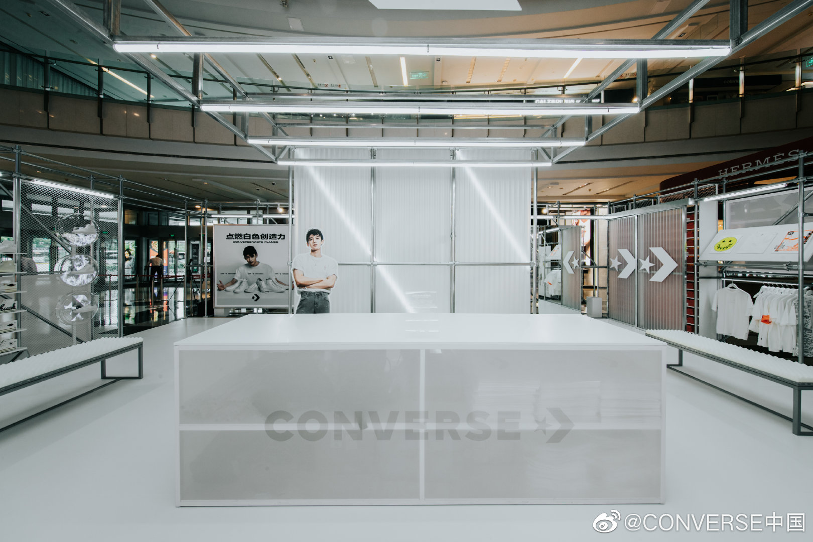 快看！CONVERSE白色快閃店在上海來福士廣場舉行