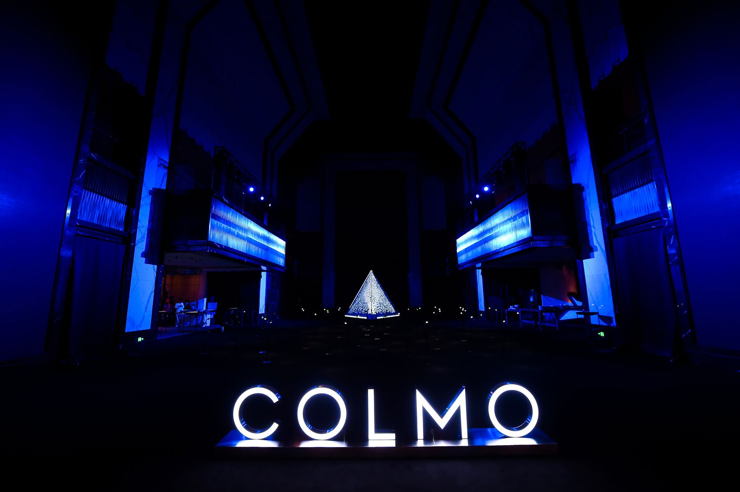 COLMO空調(diào)云頂設(shè)計(jì)沙龍新品發(fā)布會(huì)，在上海蘇寧寶麗嘉酒店驚艷亮相