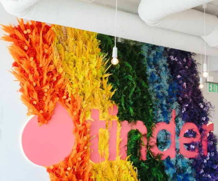 交友應用Tinder活動中的形象墻