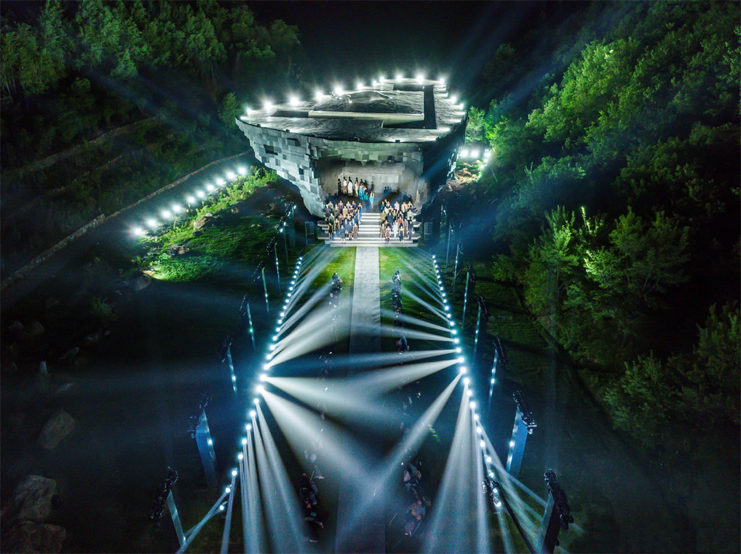 承德活動場地 | URBAN REVIVO 2024山谷時裝秀，在阿那亞金山嶺山谷音樂廳啟幕